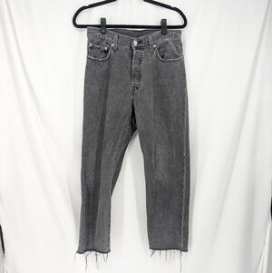Levis 501 Button Fly Frayed Hem Light Gray Wash Distressed Jeans Size 28